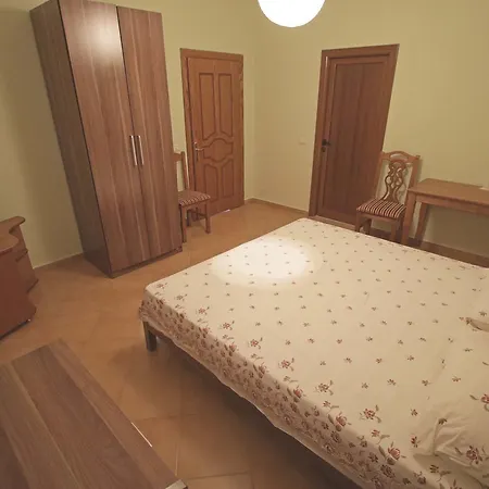 Alen 2 3* Tirana